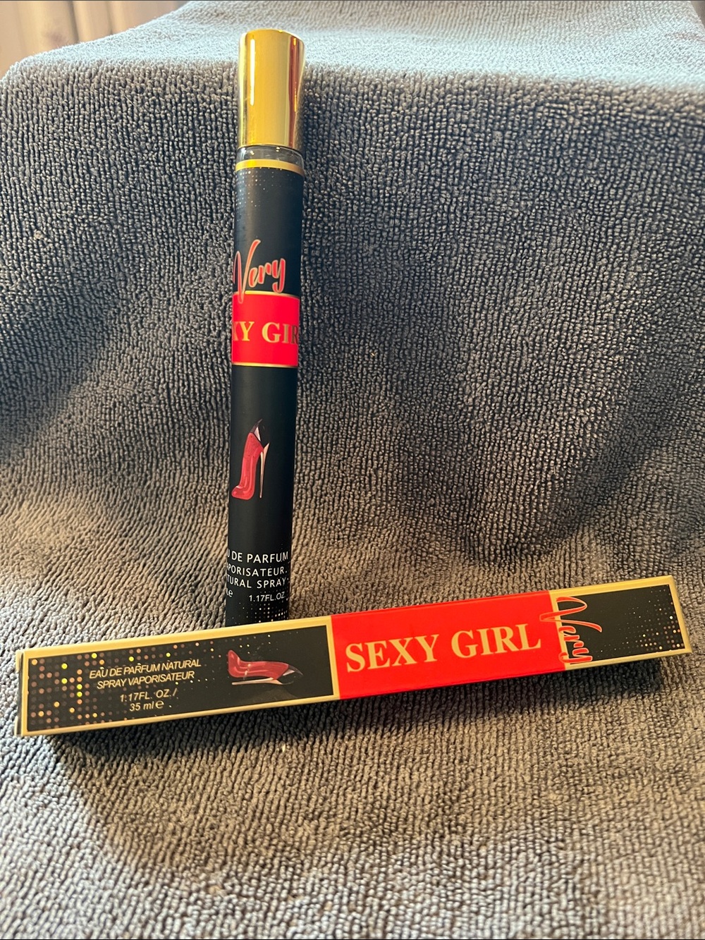 Very Sexy Girl Eau de Parfum Spray - Black & Red